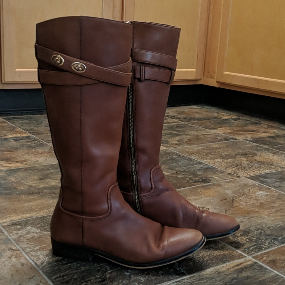 Coach boots